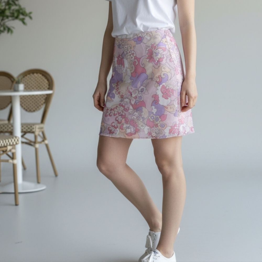 1906s style mod floral abstract hippy skirt.